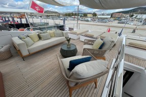 Real Yacht Image from Review