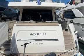 Real Yacht Image from Review