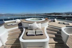 Real Yacht Image from Review