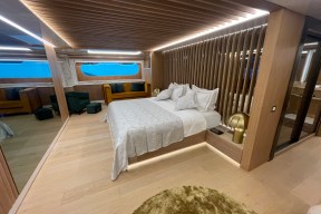 Real Yacht Image from Review