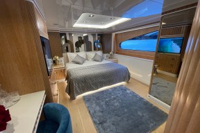 Real Yacht Image from Review