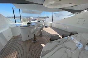 Real Yacht Image from Review