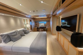 Real Yacht Image from Review