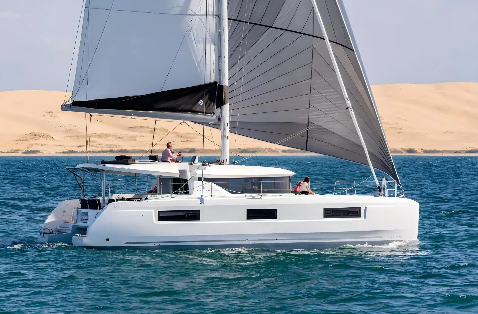 Catamaran ALICE