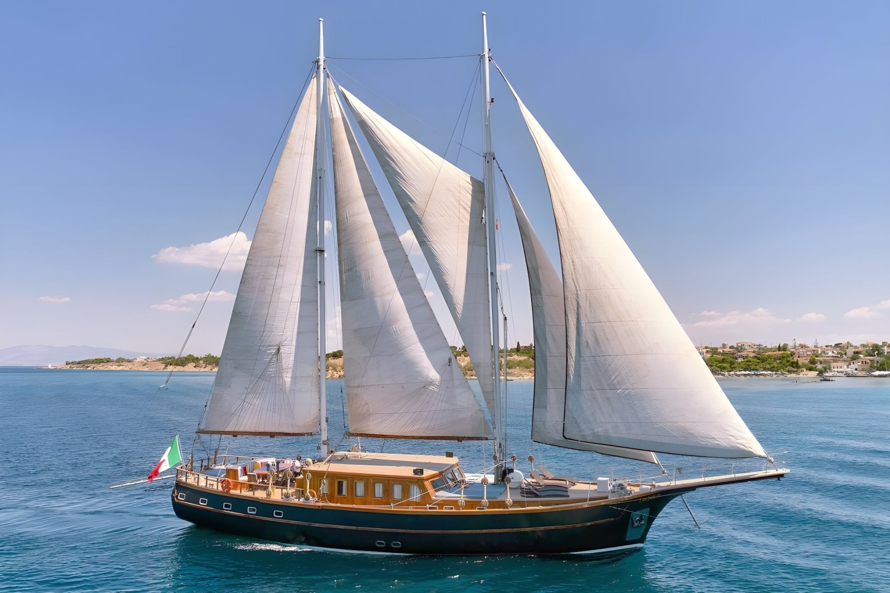 Main image of MYRA yacht