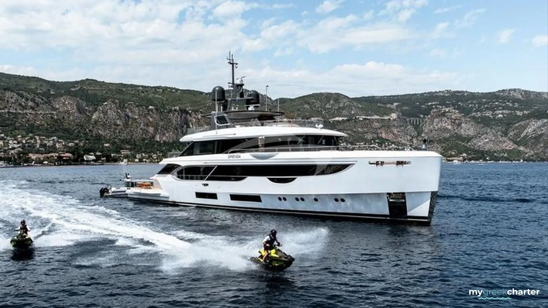 Motor yacht CONTIGO in Greece