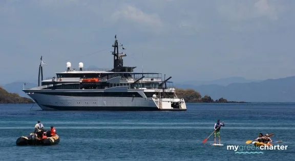 Variety Voyager