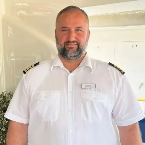 Crew of GRAY WOLF|Captain