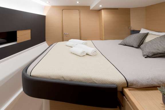 Image of Blue Horizon yacht #8