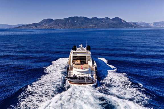 Image of BLADE 6 yacht #16