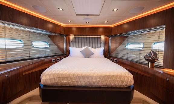 Image of BLADE 6 yacht #7