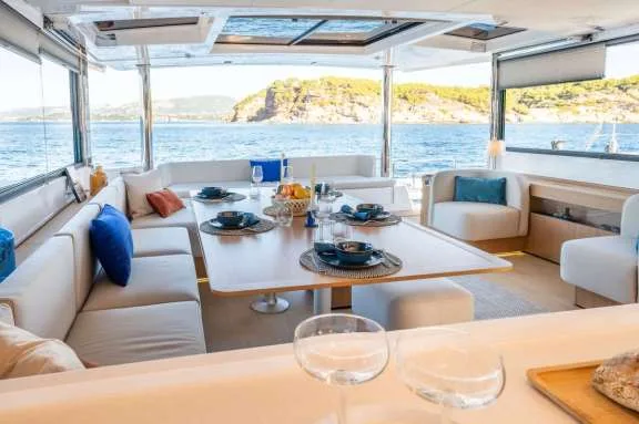 Image of Endeavour yacht #3