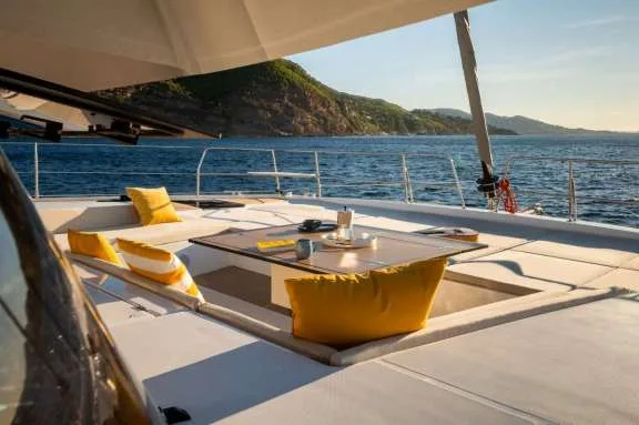Image of Endeavour yacht #4