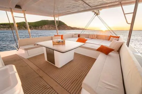 Image of Endeavour yacht #6