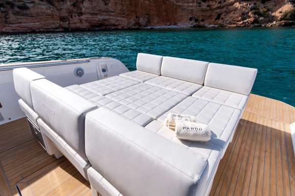 Image of Queen Lia II yacht #7