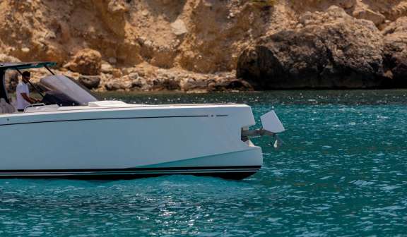 Image of Queen Lia II yacht #8