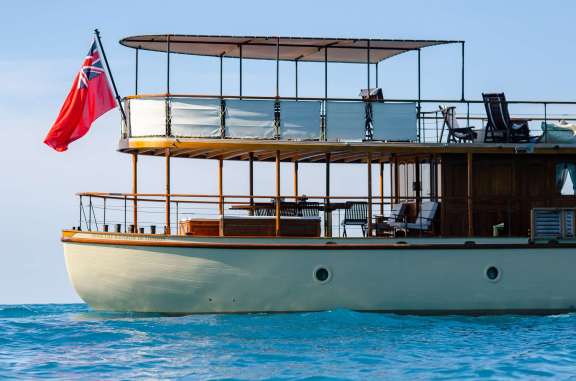 Image of OVER THE RAINBOW OF LONDON yacht #16