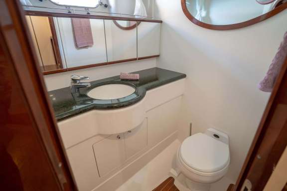 Image of ESPERANZA yacht #9