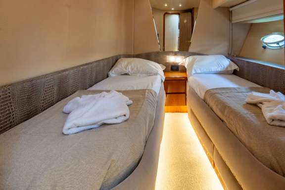 Image of LIMAYA yacht #7
