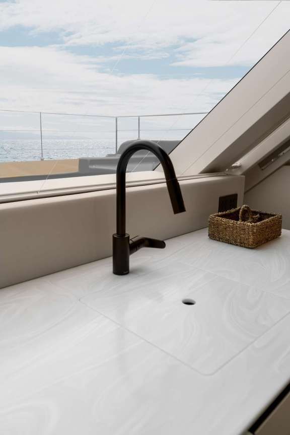 Image of AMILEO yacht #15