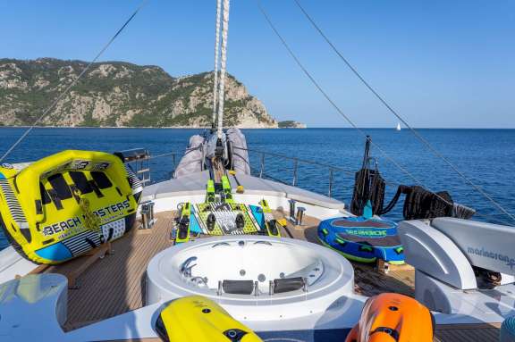 Image of Good Life yacht #14