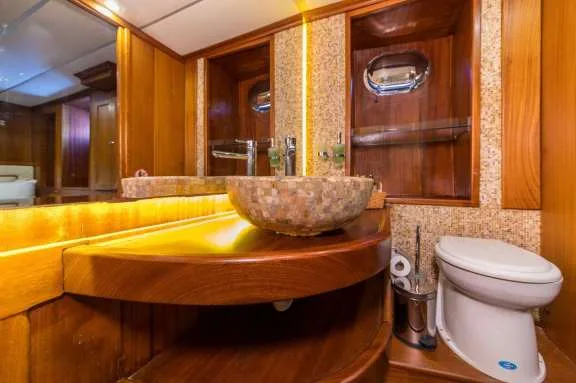 Image of DEA DEL MARE yacht #19