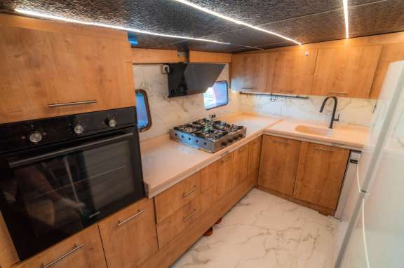 Image of PRINCESS ALIZE yacht #16