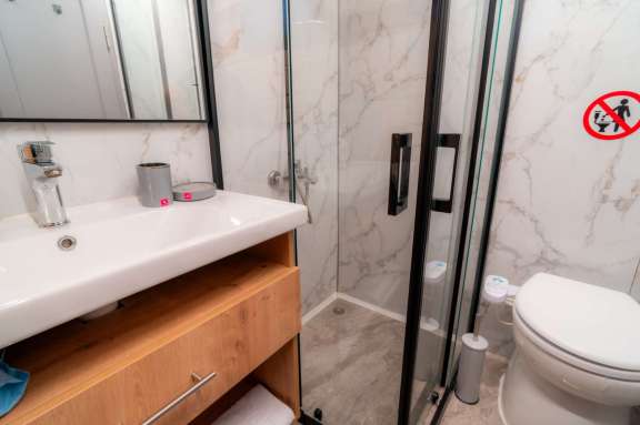 Image of PRINCESS ALIZE yacht #8