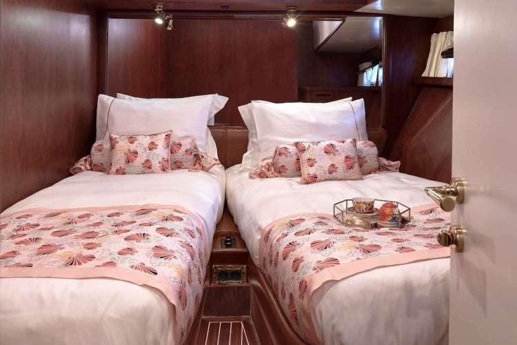Twin Cabin