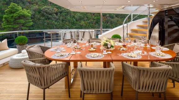 Image of MIRAGE IV yacht #8