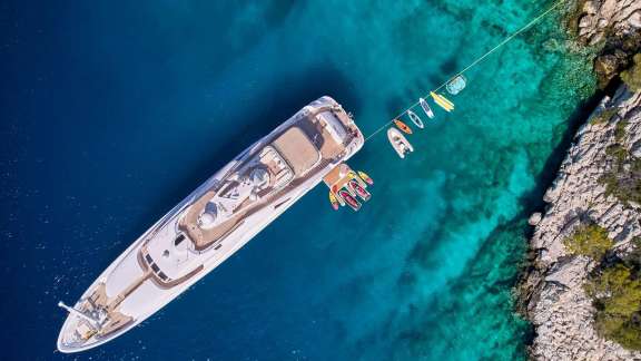 Image of OASIS yacht #16