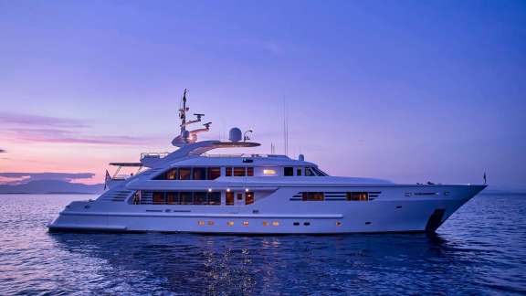 Image of OASIS yacht #19