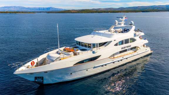 Image of SILENT WORLD yacht #2