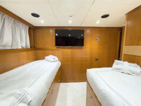 Image of BENIK yacht #13