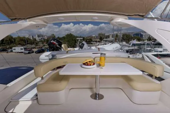 Image of JULY yacht #10