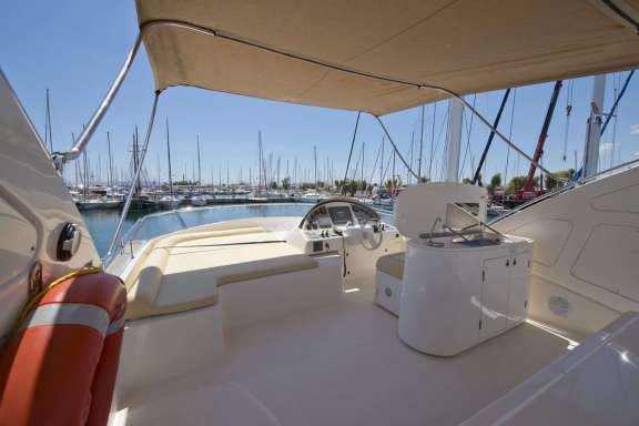 Image of JULY yacht #17