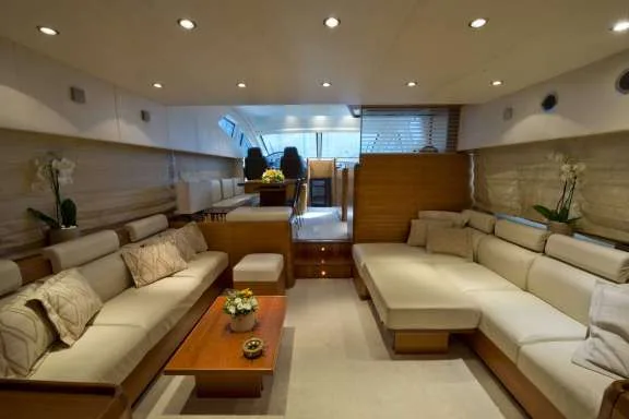 Image of JULY yacht #2