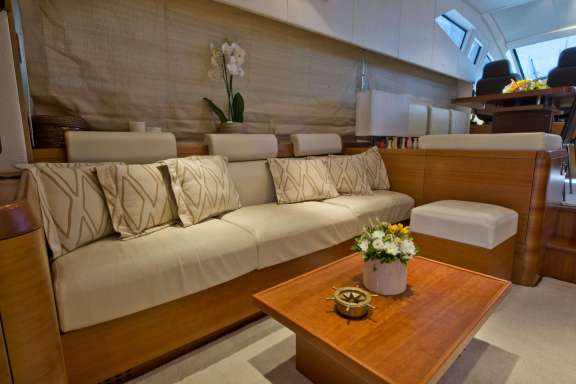 Image of JULY yacht #4