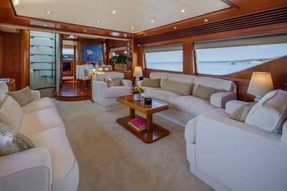 Image of SALTY yacht #10