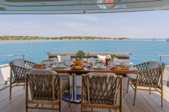 Image of SALTY yacht #14