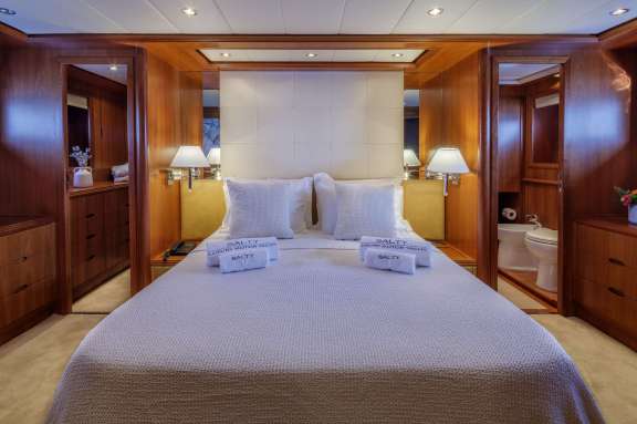 Image of SALTY yacht #6