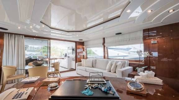 Image of LEET IT BE yacht #16