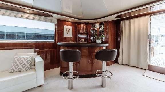 Image of LEET IT BE yacht #17