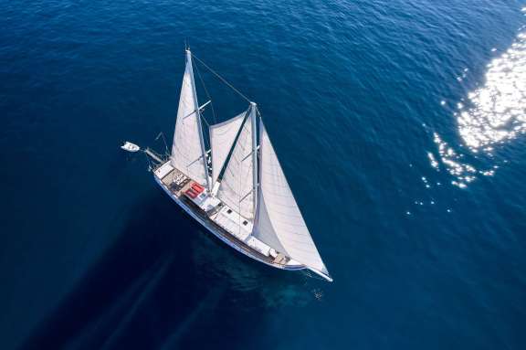 Image of WHITE PEARL yacht #2