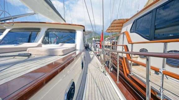 Image of CARPEDIEM CORAL yacht #13