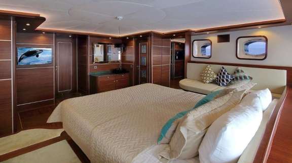 Image of DRAGON FLY yacht #12