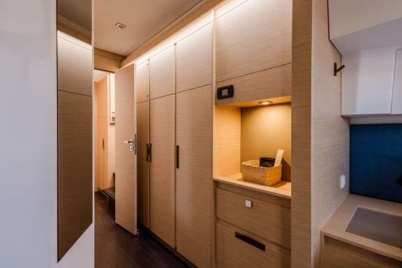 Image of KEBISIKS yacht #11