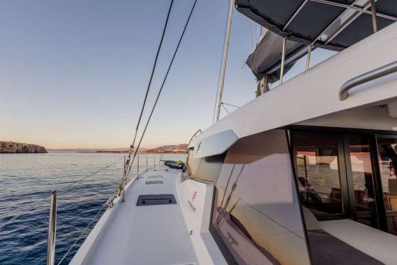 Image of KEBISIKS yacht #16