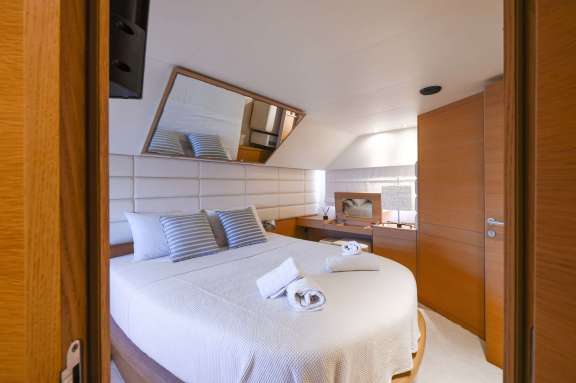 Image of BLUEWAVE yacht #8