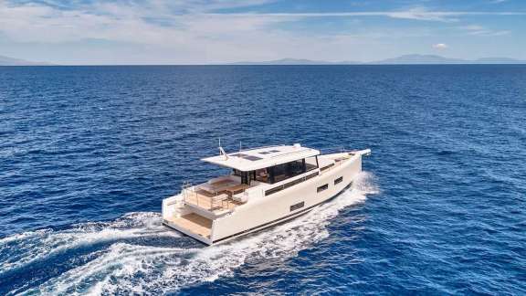 Image of LADY D yacht #10